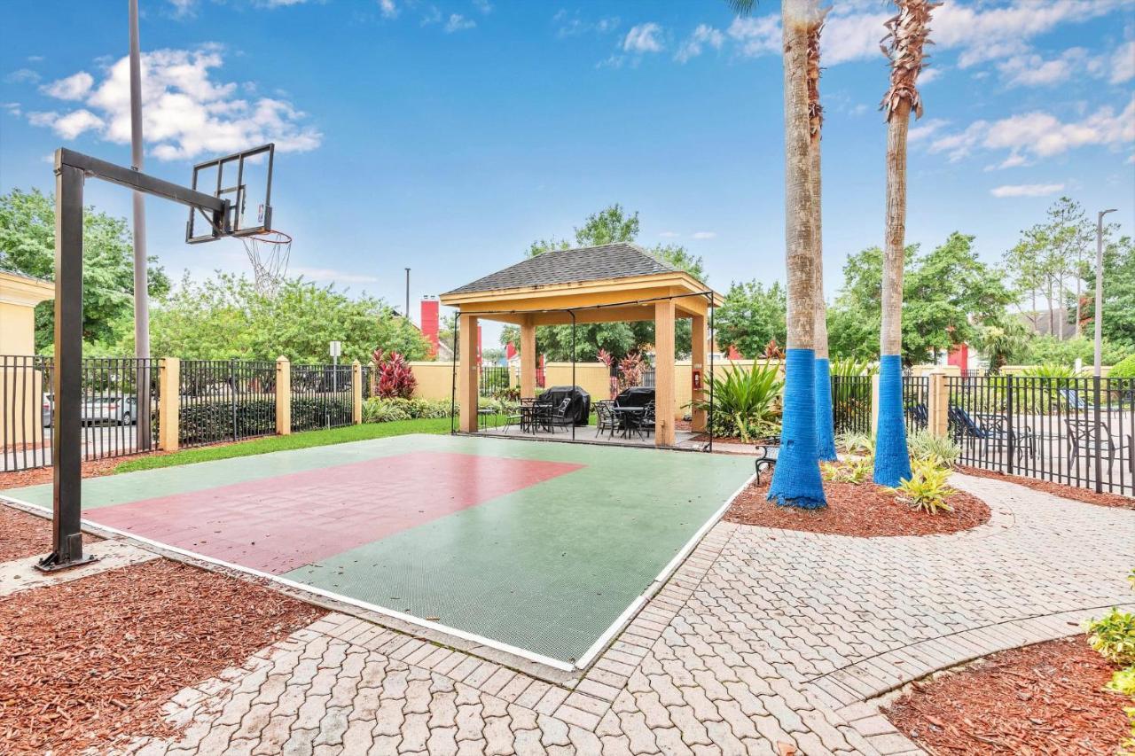 1Br 2 Queens Apt-Hotel With Pool, Hot Tub & Arcade, Near Disney & Universal! Orlando Dış mekan fotoğraf